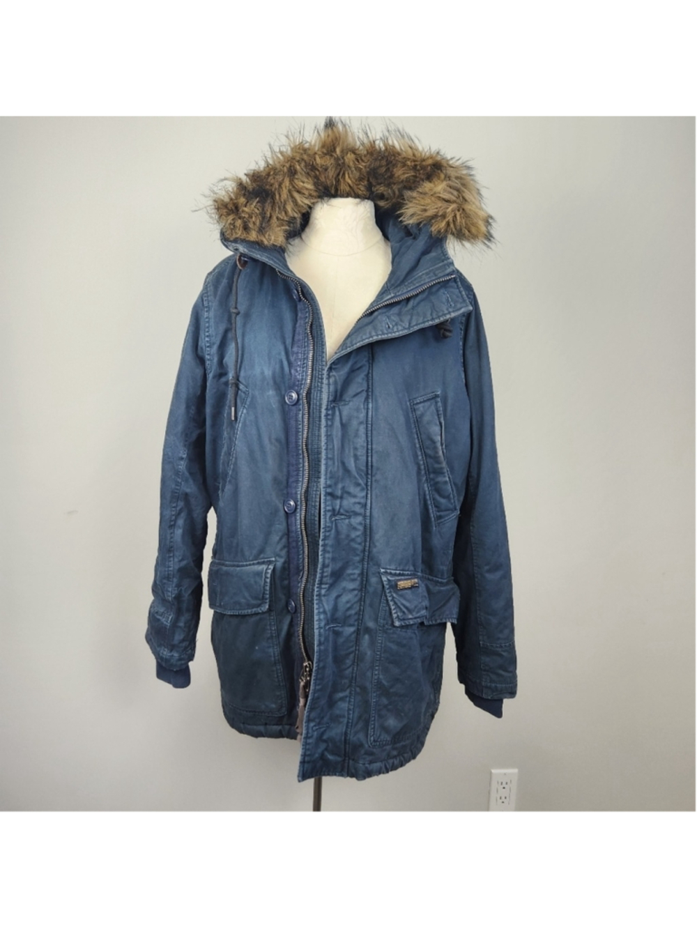Abercrombie & Fitch VTG Y2K Men's Blue Distressed Coat Faux Fur Hood Size M